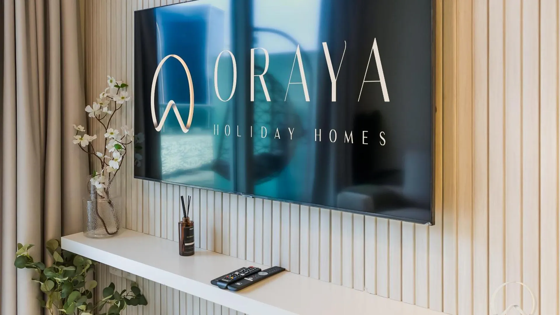 Oraya - Canal-Side Comfort Close Burj Khalifa & Dubai Mall