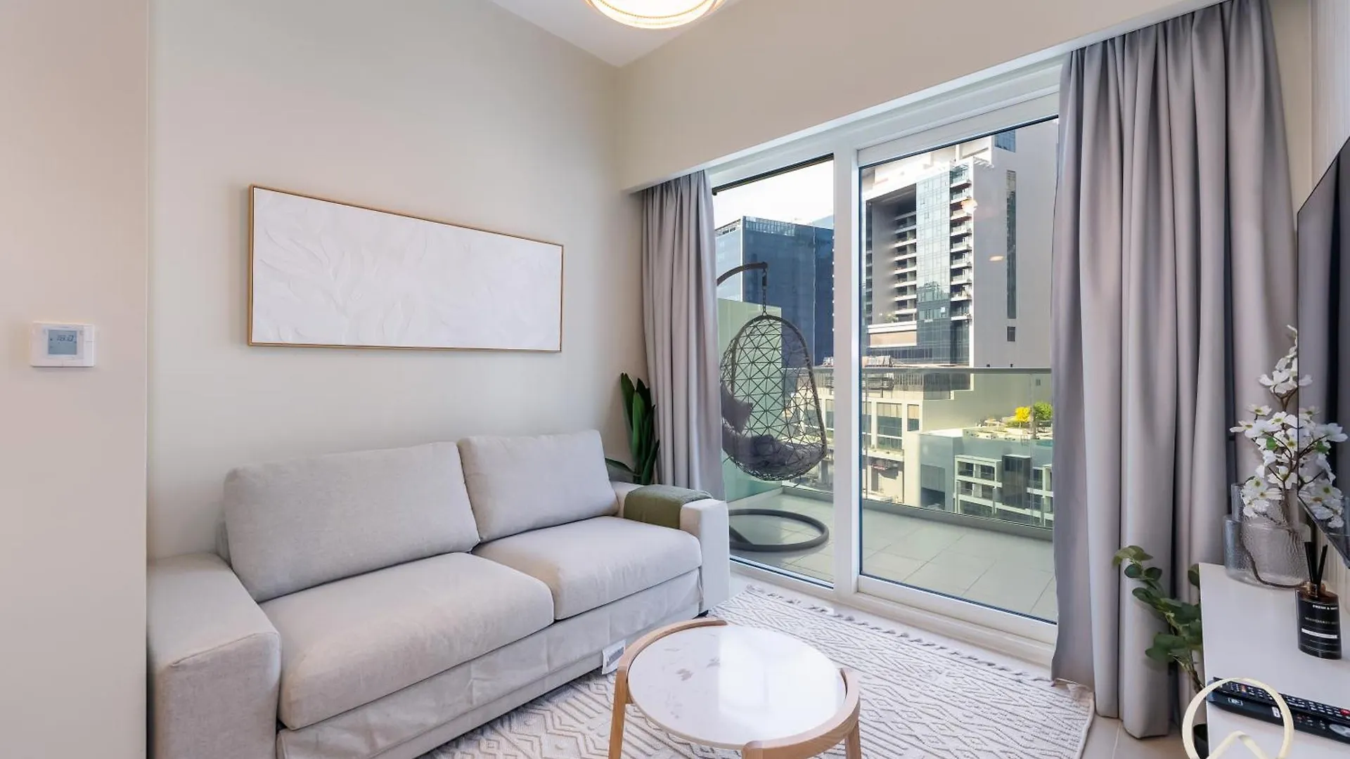Oraya - Canal-Side Comfort Close Burj Khalifa & Dubai Mall Apartment